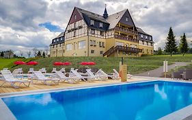 Panorama Berghotel Wettiner Höhe